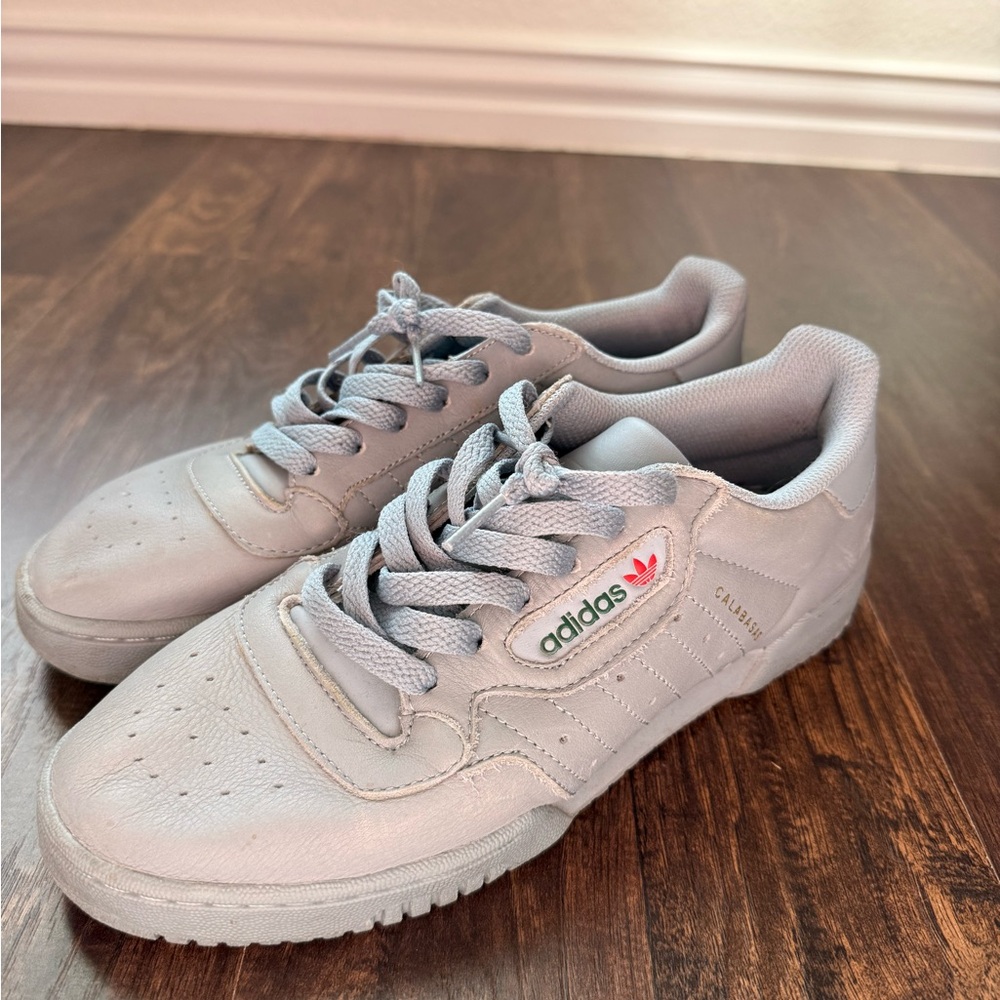 Adidas Yeezy Calabasas